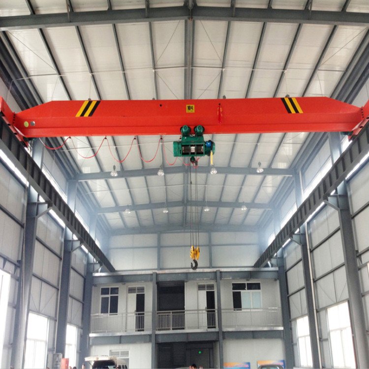 Lifting chain of the overhead crane / gantry crane